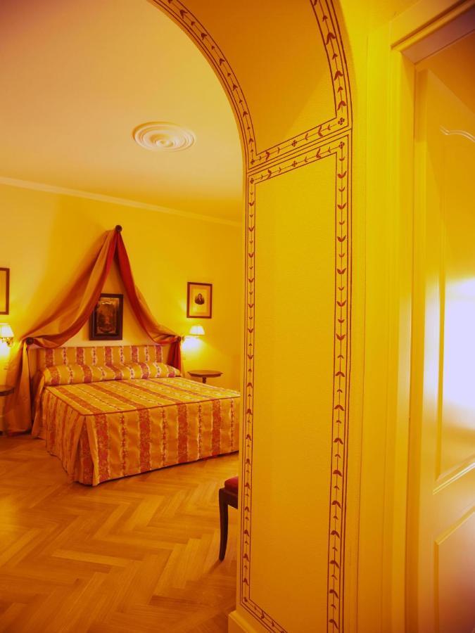 Palazzo Dalla Rosa Prati 2* Parma